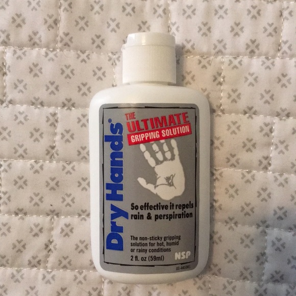 Dry Hands 2 fl. Oz (59ml) Ultimate Grip Aid - Picture 2 of 3